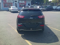 2015 Jeep Cherokee Loaded Price $10999 175000 KM ON or QC Safety Included Warranty Included Carfax I... (image 4)