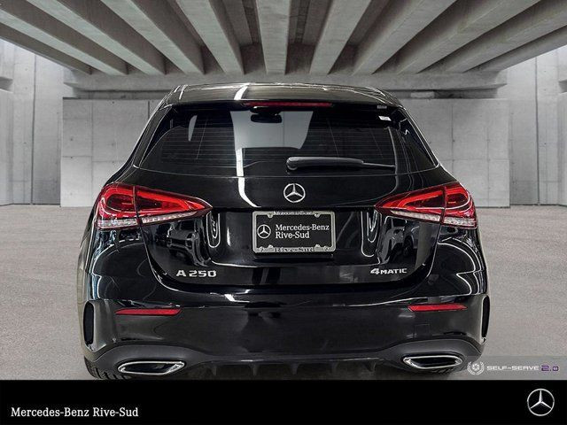2022 Mercedes-Benz A 250 4MATIC Hatch | Ensemble haut de gamme in Cars & Trucks in Longueuil / South Shore - Image 4