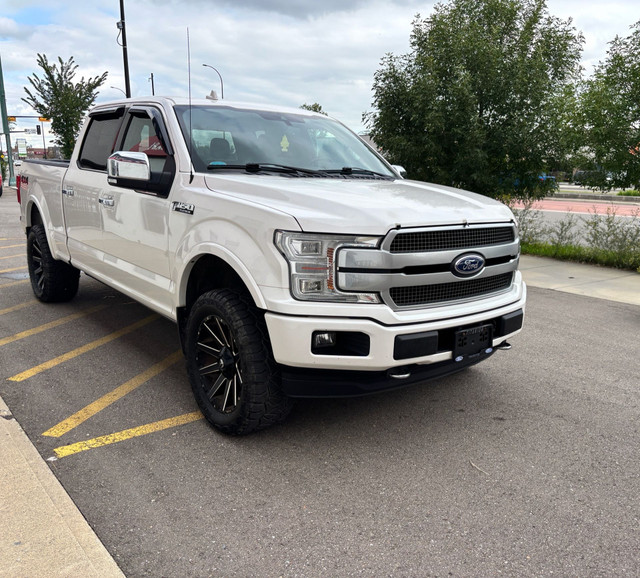 2018 Ford F-150 Platinum 4x4 + 3 MONTHS WARRANTY in Cars & Trucks in Calgary - Image 2