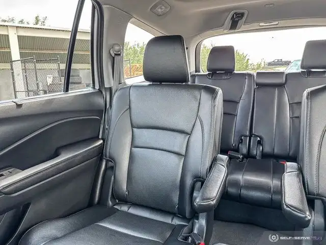 2020 Honda Pilot Touring 7-Passenger | HEATED & COOLED SEATS in Cars & Trucks in Strathcona County - Image 14