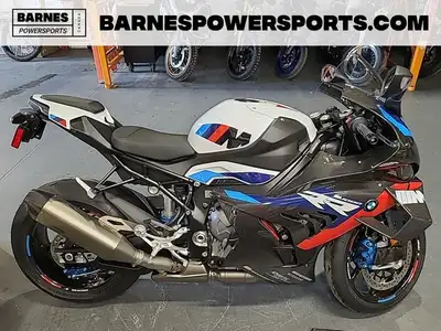 Base MSRP: $43,295Factory Upgrades:M GPS-LaptriggerPassenger KitAnti-Theft Alarm System$720Freight/P...