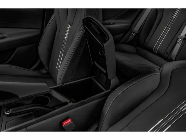 2022 Hyundai Elantra Preferred dans Autos et camions dans Kitchener / Waterloo - Image 11