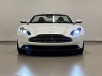 L'Aston Martin DB11 V8 Volante 2020 présente un équilibre élégant entre performance et luxe dans un... (image 2)