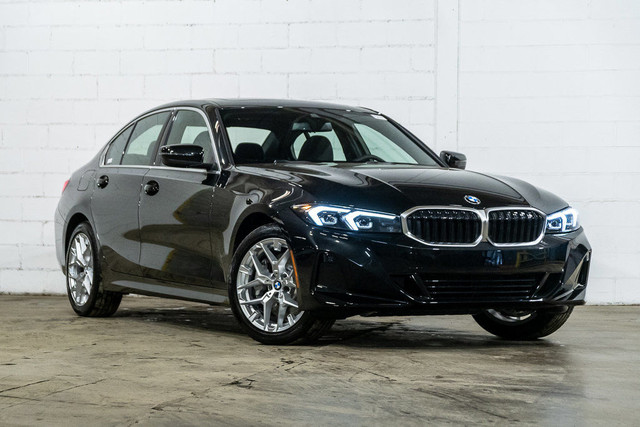 2025 BMW 3 Series 330i xDrive | Navigation | Camera Recul | 3 in Cars & Trucks in City of Montréal