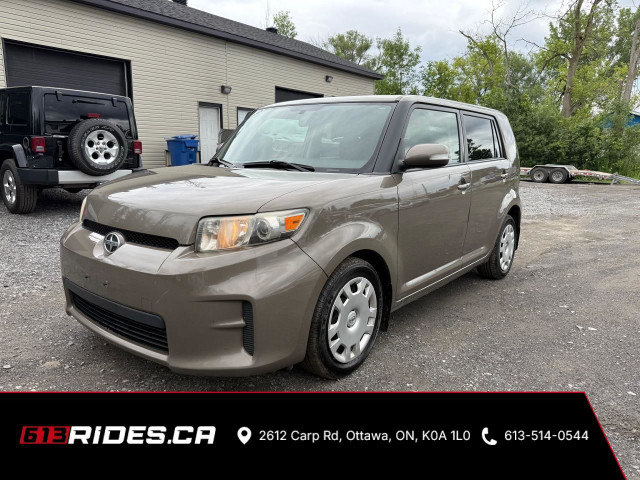 2011 Scion xB 5DR HB MAN in Cars & Trucks in Ottawa