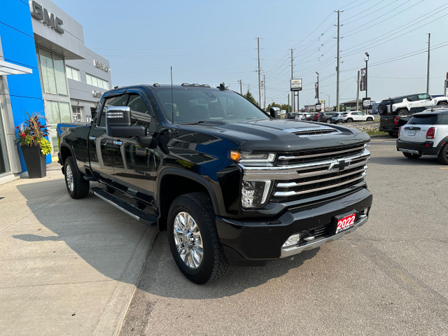 2022 Chevrolet Silverado 3500HD High Country 8 FOOT BOX!! PRI... in Cars & Trucks in Markham / York Region - Image 3
