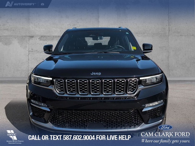 2023 Jeep Grand Cherokee Summit Quilted Leather Massage seats... in Cars & Trucks in Banff / Canmore - Image 2