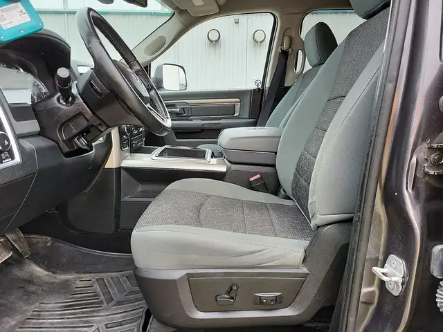 2015 Ram 1500 SLT Crew Cab LongBox 6.4' Diesel 4X4 Navi Low 6988 dans Autos et camions dans Ville de Toronto - Image 7