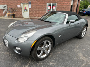 2006 Pontiac Solstice CONVERTIBLE 2.4L/5 SPEED/NO ACCIDENTS/CERTIFIED
