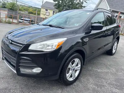 Check out this nice clean 2013 Ford Escape SE ! 2.0 L 4 cylinder, cruise , power windows and doors,...