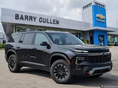 Experience the commanding presence and versatility of the 2025 Chevrolet Traverse Z71 in sleek black...