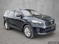 Discover spacious versatility and practicality in this 2019 Kia Sorento LX, a capable SUV ready for... (image 7)