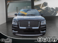 Le Lincoln Navigator Reserve 2021 est un VUS pleine grandeur ultra luxueux, conçu pour accueillir co... (image 1)