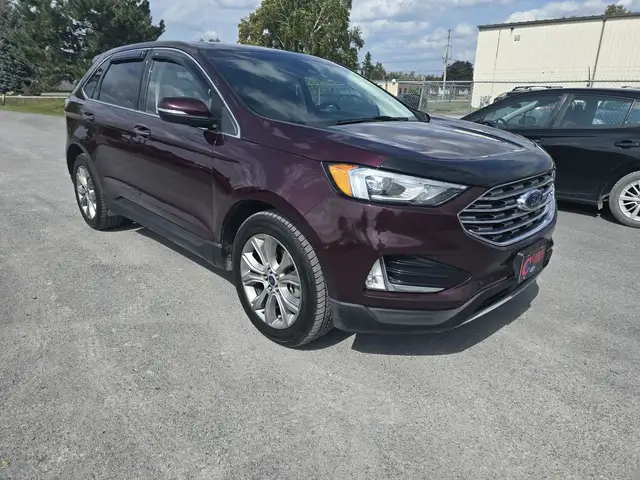 2019 Ford Edge Titanium63760520756355121