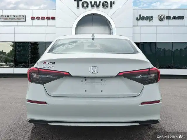 2022 Honda Civic Sedan EX | One Owner | Low Mileage | Lane Keep in Cars & Trucks in Calgary - Image 5
