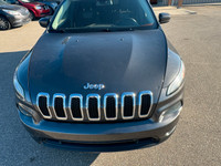 2014 JEEP Cherokee north 4X4 Hail Damage! ACTIVE TITLE!Service done,,Engine and Transmission in Grat... (image 7)