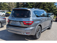 4WD, 13 Speakers, 3rd row seats: split-bench, Air Conditioning, Anti-whiplash front head restraints,... (image 6)