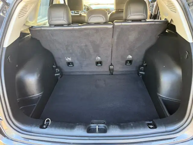 2017 Jeep Compass LIMITED 4x4 | LEATHER | CARPLAY | REMOTE START in Cars & Trucks in Ottawa - Image 10