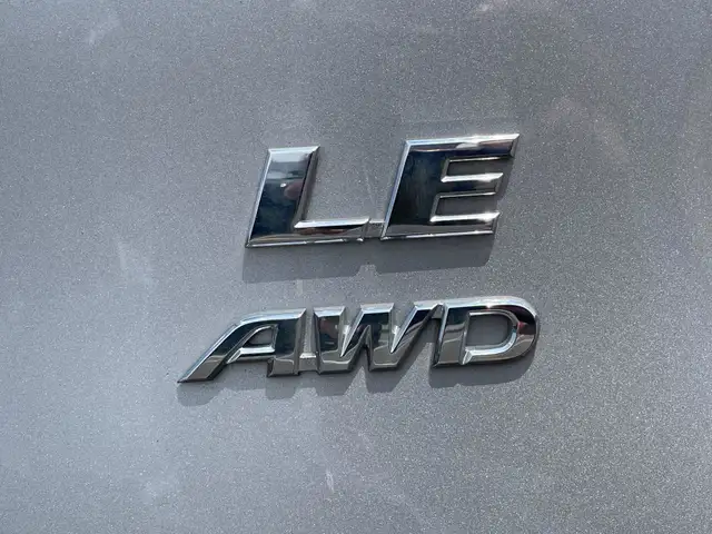 2020 Toyota RAV4 LE NO ACCIDENT,1OWNER,SAFETY CERTIFIED in Cars & Trucks in City of Toronto - Image 13