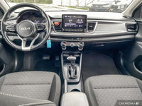 This Kia Rio 5-door boasts a Regular Unleaded I-4 1.6 L/98 engine powering this Variable transmissio... (image 9)