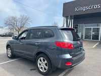 Engine: V6 Cylinder Engine 3.3L/204CI L/100Km City: 12.6 L/100Km Hwy: 8.4 Safety Equipment Child saf... (image 2)