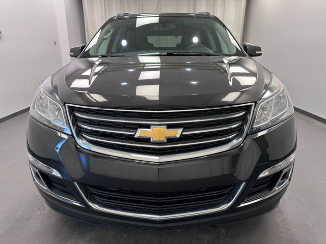 2017 Chevrolet Traverse 2LT Traverse 2LT AWD in Cars & Trucks in Lethbridge - Image 3