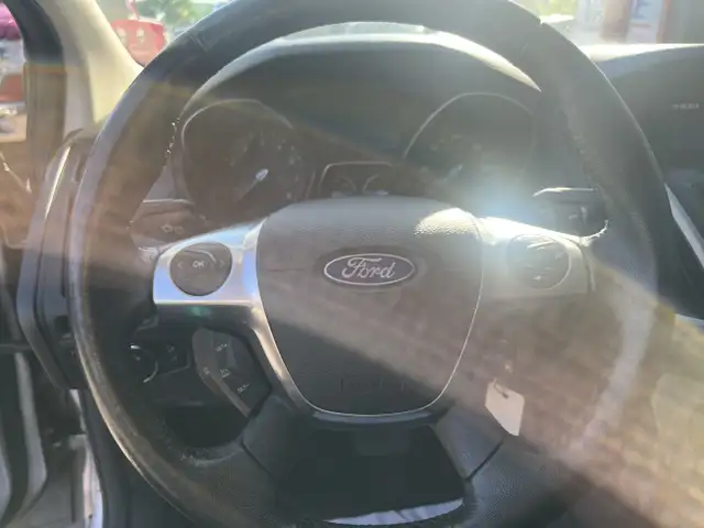 2014 Ford Focus SE in Cars & Trucks in Kitchener / Waterloo - Image 14