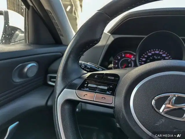 2023 Hyundai Elantra Preferred 2.0L FWD | Heated Seats And dans Autos et camions dans Winnipeg - Image 20