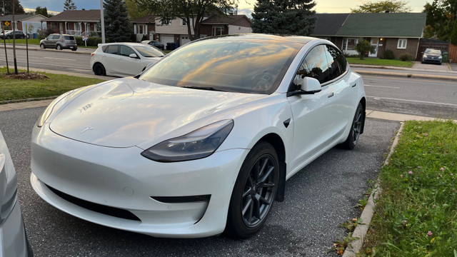2022 Tesla Model 3 SR in Cars & Trucks in Longueuil / South Shore