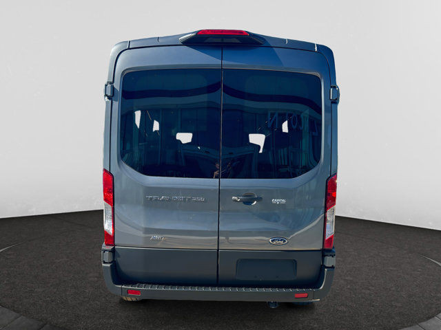 2025 Ford Transit Passenger Wagon XL in Cars & Trucks in Regina - Image 4