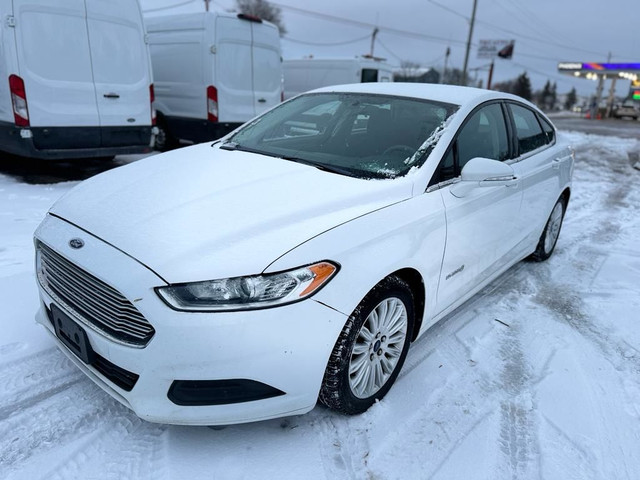 2013 Ford Fusion Hybrid SE in Cars & Trucks in Oakville / Halton Region - Image 3