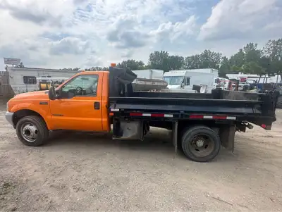 2009 Ford F550 4x2 Dump, 11’ Dump Only $12,000 Only 277,890 KMS 6 L V8 diesel engine automatic trans...