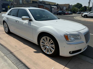 2013 Chrysler 300 Luxury Series