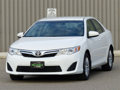 2014 Toyota Camry LE | Back Cam | Winter Tires | Carfax Availabl