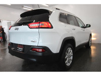 ?? Jeep Cherokee North 2014 – Polyvalent; robuste et faible kilométrage ! Avec seulement 69 200 km;... (image 8)