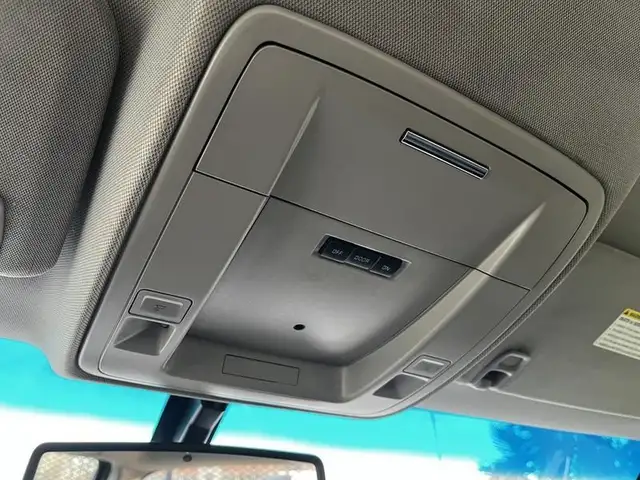 2017 gmc Sierra 3500HD 9 Foot Flat Deck 4WD in Heavy Trucks in Richmond - Image 22