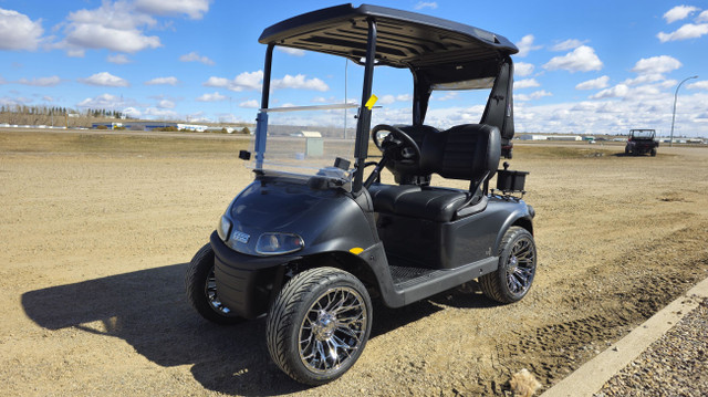 2023 E-Z-GO RXV FREEDOM EX1 GAS GOLF CART in ATVs in Swift Current - Image 3