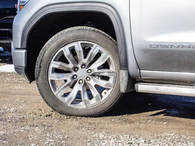 2025 GMC Sierra 1500 Crew Cab Short Box 4-Wheel Drive Denali for dans Autos et camions dans Ville d’Edmonton - Image 9