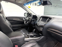 Discover the 2020 Infiniti QX60, where luxury meets performance. Equipped with a powerful 3.5L premi... (image 5)