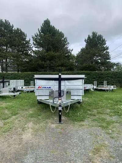 sell cargo trailer enclosed trailer remorque trailer fermé no- galvanize + also some utility galvani...