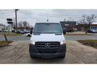 ONLY 32,000km!!! 170WB - FULLY LOADED - 14Ft Cargo Space - 2 Passenger - Equipped with 4cyl DIESEL E... (image 6)