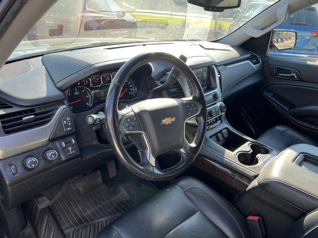 2020 Chevrolet Suburban LT | NO ACCIDENTS | ONE OWNER | A/M RIMS in Cars & Trucks in Kelowna - Image 4