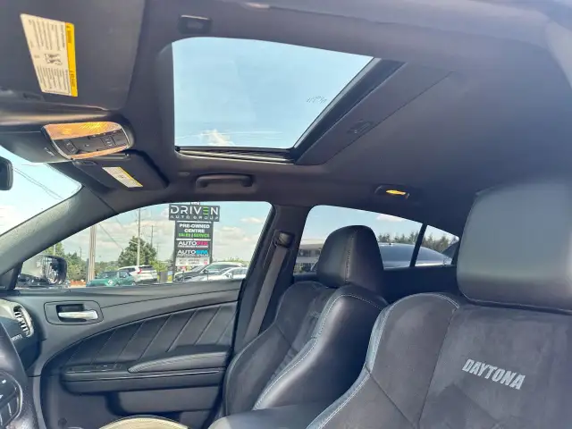 2021 Dodge Charger in Cars & Trucks in Markham / York Region - Image 23