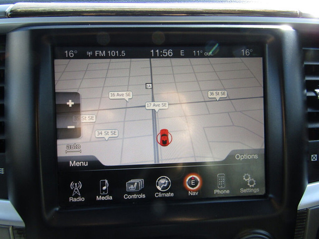 2015 Ram 1500 4WD Crew Cab Laramie Limited NAVI/B.CAM/LEATHER in Cars & Trucks in Calgary - Image 3