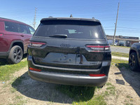 GLOBAL BLK W/GLOBAL BLK CAPRI LEATHERETTE SEATS,TRAILER TOW PACKAGE -inc: Rear Load-Levelling Suspen... (image 4)