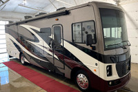 The 2018 Holiday Rambler Vacationer XE is a well-rounded Class A motorhome designed to offer comfort... (image 1)
