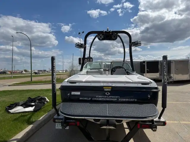 2008 Centurion Elite V in Powerboats & Motorboats in Saskatoon - Image 6