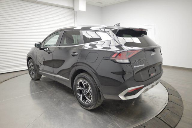 2023 Kia Sportage LX in Cars & Trucks in Calgary - Image 4