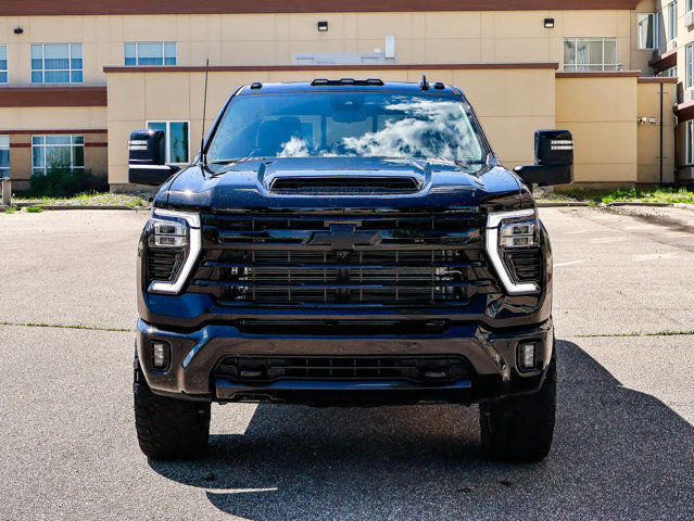 2025 Chevrolet Silverado 3500HD LTZ | 3in Zone Lift | 35in in Cars & Trucks in Strathcona County - Image 3