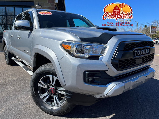 2018 Toyota Tacoma SR5 6ft Bed! Heated Seats! Backup Cam! in Cars & Trucks in Moncton